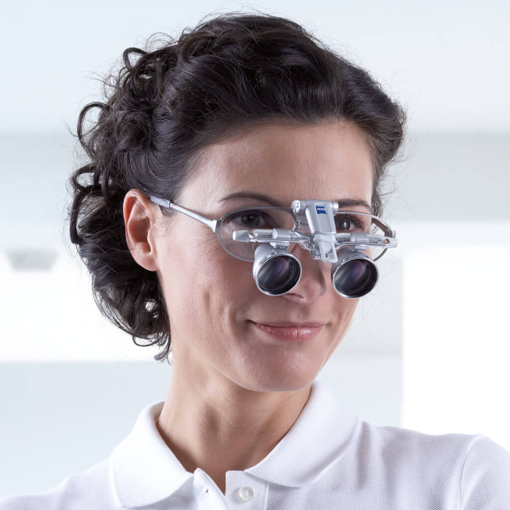 everydent-zeiss-lupove-bryle-eyemag-smart-04